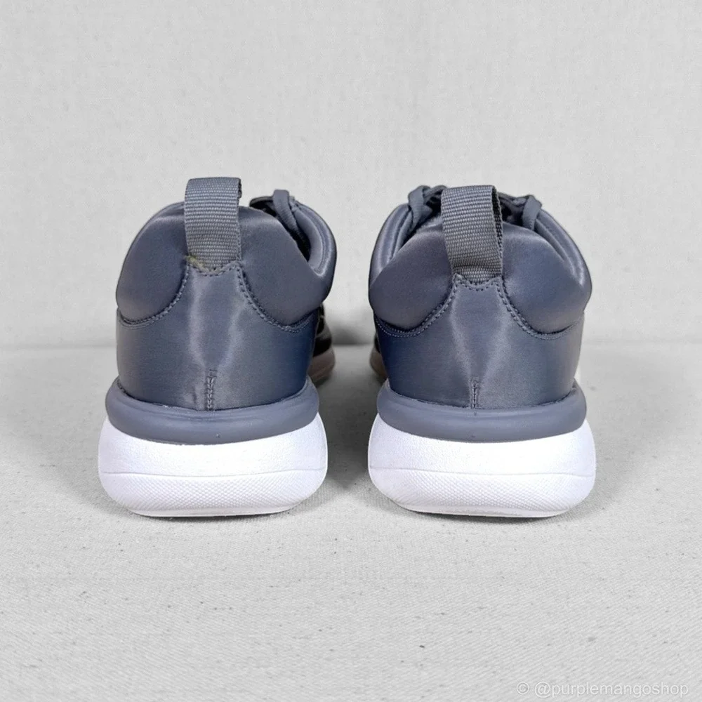 NWOT CLARKS Cloudsteppers Ezera Ave Rhinestone Comfort Sneaker | Grey | Women‎ 8